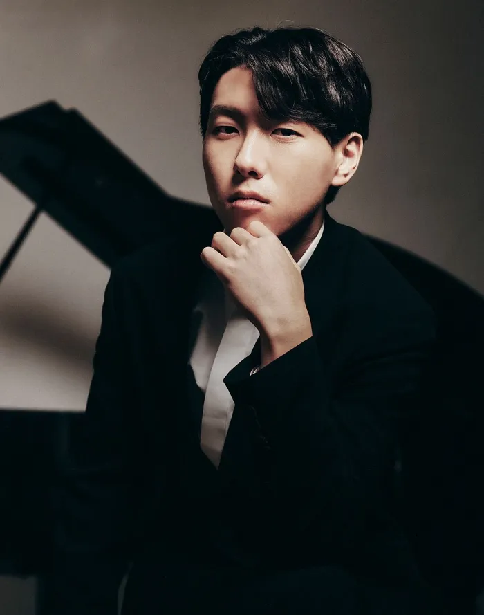 Production art for Rising Star Concert: Saehyun Kim, Piano Recital