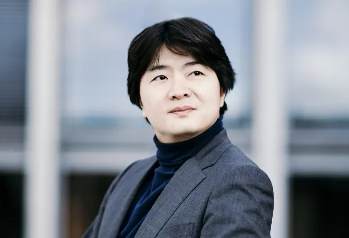 Production art for Kazuki Yamada conducts Ravel, Gershwin, & Respighi, with Jean-Yves Thibaudet